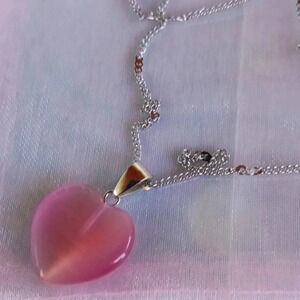 Breast cancer awareness heart. 18 inch stainless steel necklace n charm..NWT